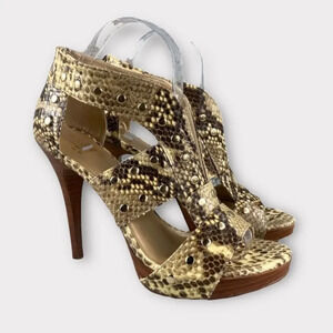 Stuart weitzman sandals‎ Womens 8.5 Airforce Roccia Snakeskin Leather Heels Stud